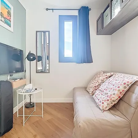 Chic 4 Pers Avec Couchage شقة *